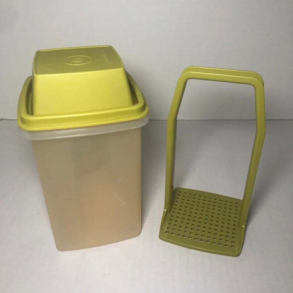 Tupperware Pick-A-Deli Pickle Keeper Clear Container 1330-3 Avocado Lid 1332-6